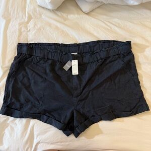 Aerie Women’s Color  Black Shorts Size XL